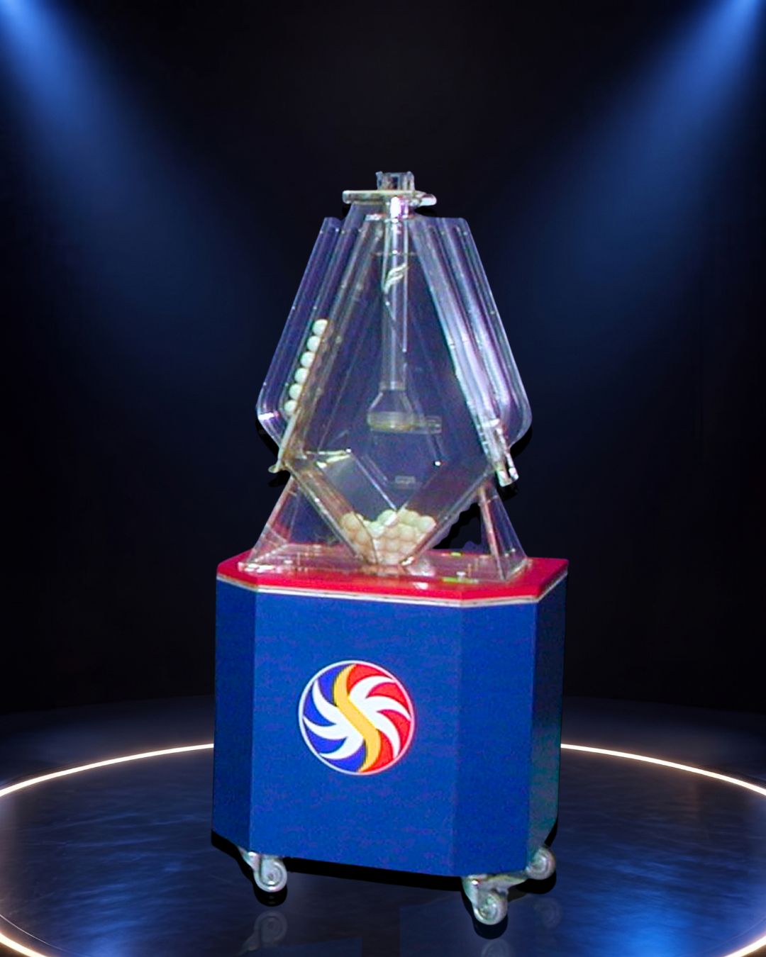 MegaGem lotto drawing machine with diamond-shaped chamber